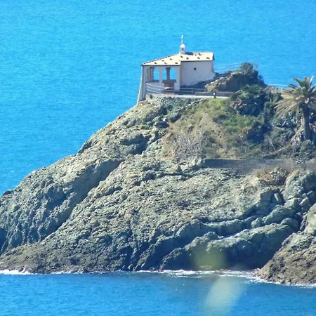 Il Paradiso Di Adriana