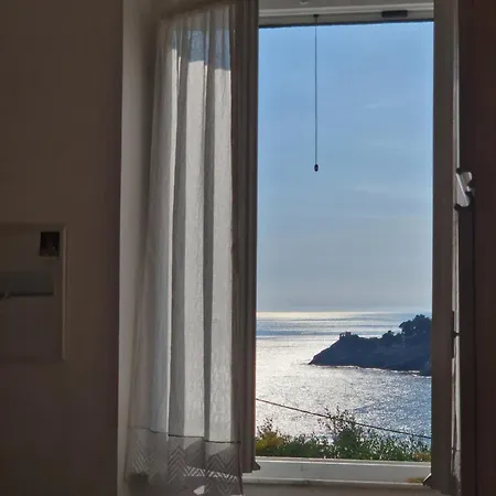 Il Paradiso Di Adriana Apartment *