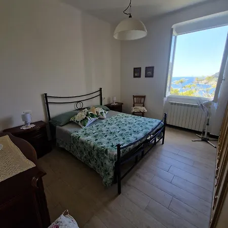 Il Paradiso Di Adriana